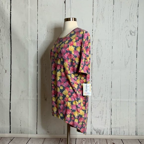 LuLa Roe Irma - Picture 3 of 7